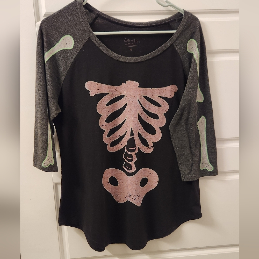 Zoe + Liv Black Tee with Pink Skeleton and Green Bone Accents